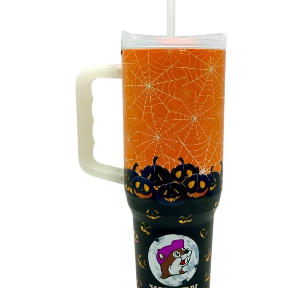 Buc-ee's Halloween 2025 Glow-in-the-Dark Themed Tumbler w Straw LIMITED EDITION